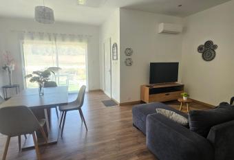 La pergola 2 has Balcony rooms