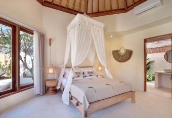 Aurora Bungalows Bingin has Balcony rooms