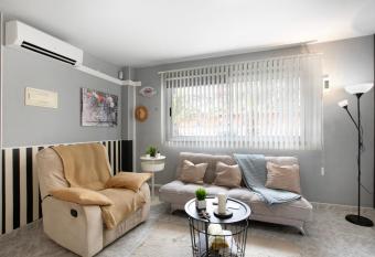 Cozy Fraile allows 18 year olds to book a room