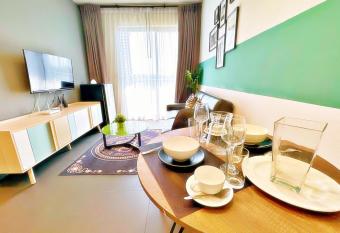 unixx 23th high Seaview high-speed network washing machine allows 18 year olds to book a room