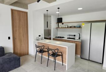 Espectacular apartamento en santa fe de antioquia cerca al parque de lujo nuevo has Balcony rooms