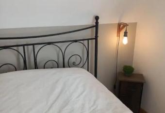 Chambre d h  te proche d   tretat has Balcony rooms