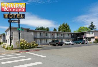 Riviera Inn allows 18 year olds to book a room