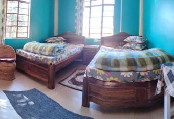 Happy-homestay has Balcony rooms