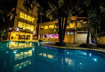 Amansaraa Bhide Retreat has Balcony rooms