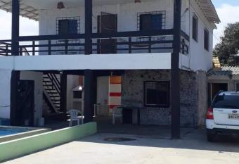 casa amoblada con piscina has Balcony rooms