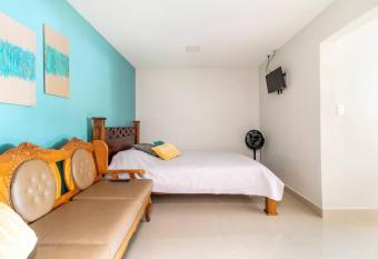 Apartamento-San Jos  -WiFi allows 18 year olds to book a room