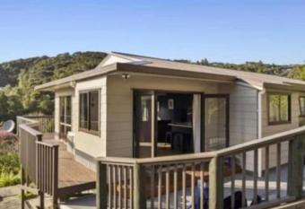 Paihia Retreat has Balcony rooms