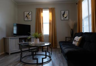 Modern Comforts/7minTo Downtown allows 18 year olds to book a room