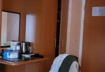 (null) has Balcony rooms