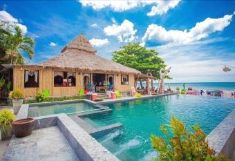 Chaba Bungalows has Balcony rooms