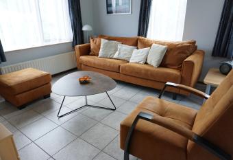 Kustverhuur, Park Schoneveld, Stern 233 has Balcony rooms