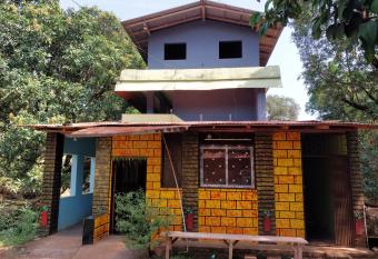 ATITHI NIWAS has Balcony rooms