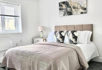 Harmony home Lindley Huddersfield allows 18 year olds to book a room