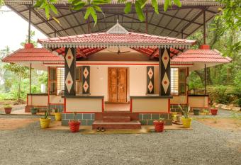 Villa in the woods has Balcony rooms