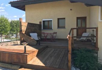 L EDELWEISS has Balcony rooms