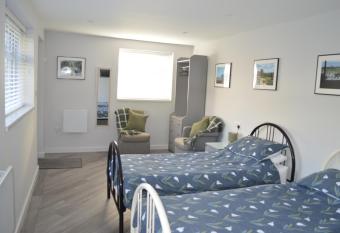 Greenfield Studio allows 18 year olds to book a room