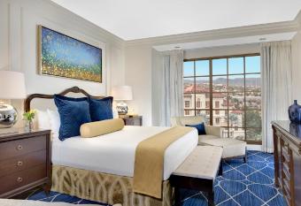 Green Valley Ranch Resort Spa Casino has Balcony rooms