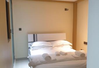 Fanfini Residence Male    allows 18 year olds to book a room