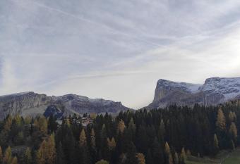 Studio A La Montagne Station Hautes has Balcony rooms