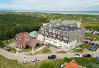 Grand Hotel Opduin has Balcony rooms