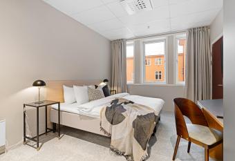 Enter St Elisabeth Hotel has Balcony rooms