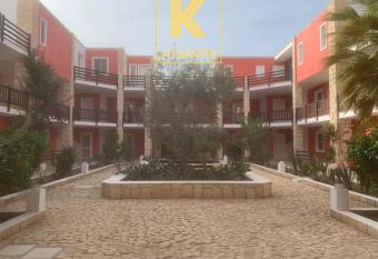 KatlantiK Estoril Deluxe has Balcony rooms