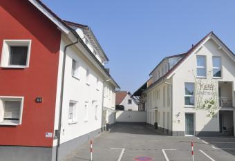 Kiefer-Apartments has Balcony rooms