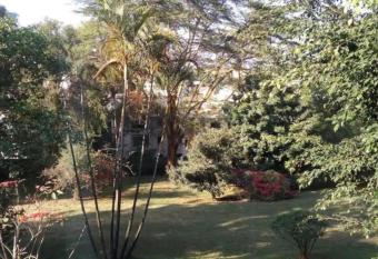 the botanical bliss 1 bedroom has Balcony rooms