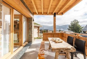 Appartement ESCAL has Balcony rooms