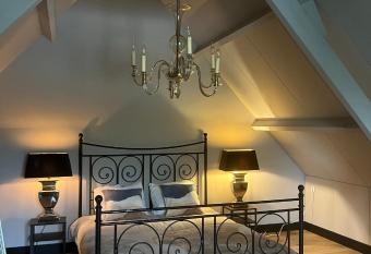 Casa Fuori has Balcony rooms