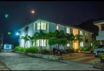 Hotel Ecotel allows 18 year olds to book a room