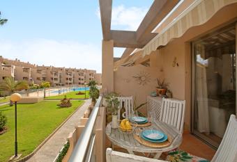 La casita de la tejita has Balcony rooms
