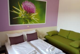 Bed & Breakfast Marta & Tona has Balcony rooms