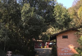 Pousada Parque da Cachoeira has Balcony rooms