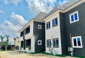 3 bedroom apartment furnished Mjhomes has Balcony rooms