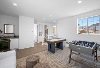 BRAND NEW La Quinta Home in Signature at PGA West has Balcony rooms