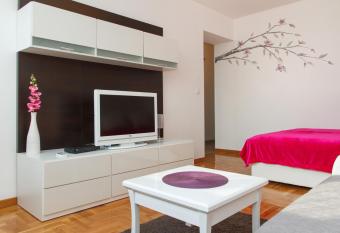 Stay In Apartments allows 18 year olds to book a room