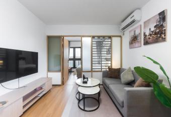 WESU Weisu Service Apartment - Shenzhen University Nanshan Science and Technolog Park has Balcony rooms