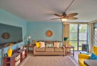 Alii Villas Cozy 1BR Unit Near DT (5 Guests) has Balcony rooms