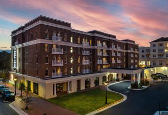 The Publisher, Downtown Fredericksburg, a Tribute Portfolio Hotel has Balcony rooms