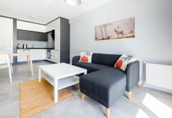 Luminous Flat 7 min to Arcadium Mall in Ankara has Balcony rooms