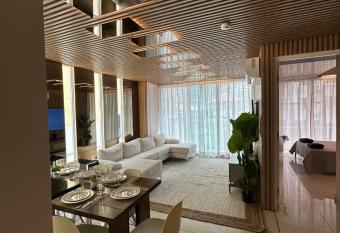 1a has rooms with a private hot tub