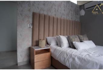 Villa 698 tswinga has rooms with a private hot tub