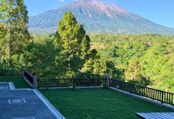 BESAKIH HOMESTAY has Balcony rooms