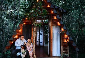 Casa Duende hermosa y Magica caba  a en Santa Elena has Balcony rooms