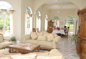 Zamaca  Bed and Breakfast has Balcony rooms