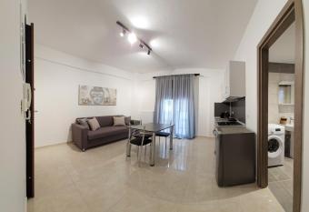 Cozy urban apartment allows 18 year olds to book a room