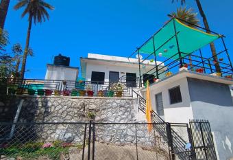 Vishnu Niwas Homestay - Weekend Holiday Home allows 18 year olds to book a room