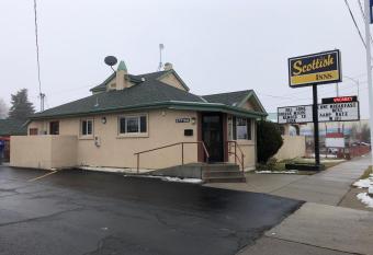 Scottish Inn Winnemucca allows 18 year olds to book a room
